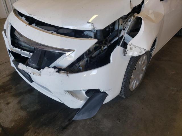 Photo 8 VIN: 3N1CN7AP7JL811630 - NISSAN VERSA S 