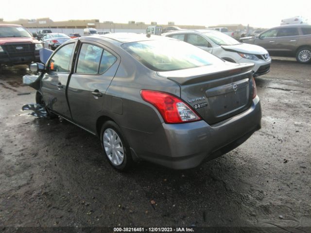 Photo 2 VIN: 3N1CN7AP7JL820456 - NISSAN VERSA 