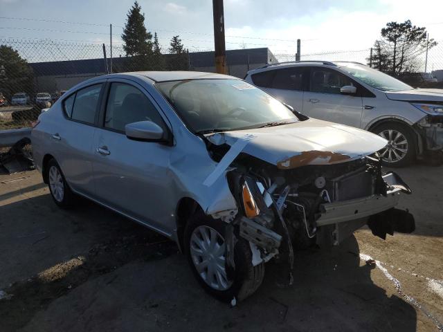 Photo 3 VIN: 3N1CN7AP7JL820487 - NISSAN VERSA S 