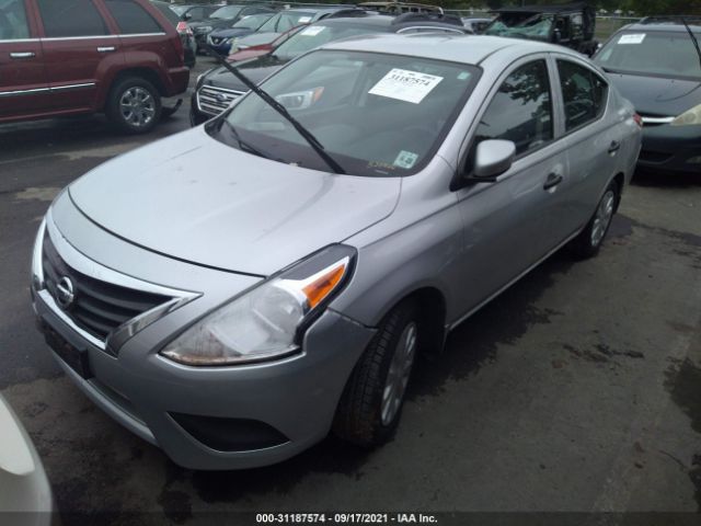 Photo 1 VIN: 3N1CN7AP7JL820960 - NISSAN VERSA SEDAN 