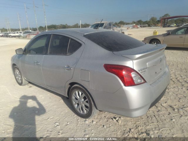 Photo 2 VIN: 3N1CN7AP7JL822689 - NISSAN VERSA SEDAN 