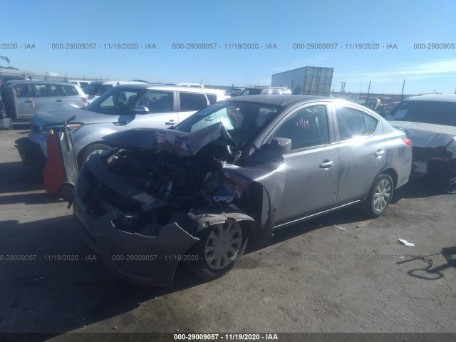 Photo 1 VIN: 3N1CN7AP7JL825124 - NISSAN VERSA SEDAN 