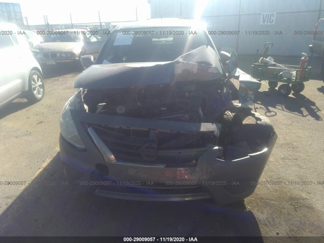 Photo 5 VIN: 3N1CN7AP7JL825124 - NISSAN VERSA SEDAN 