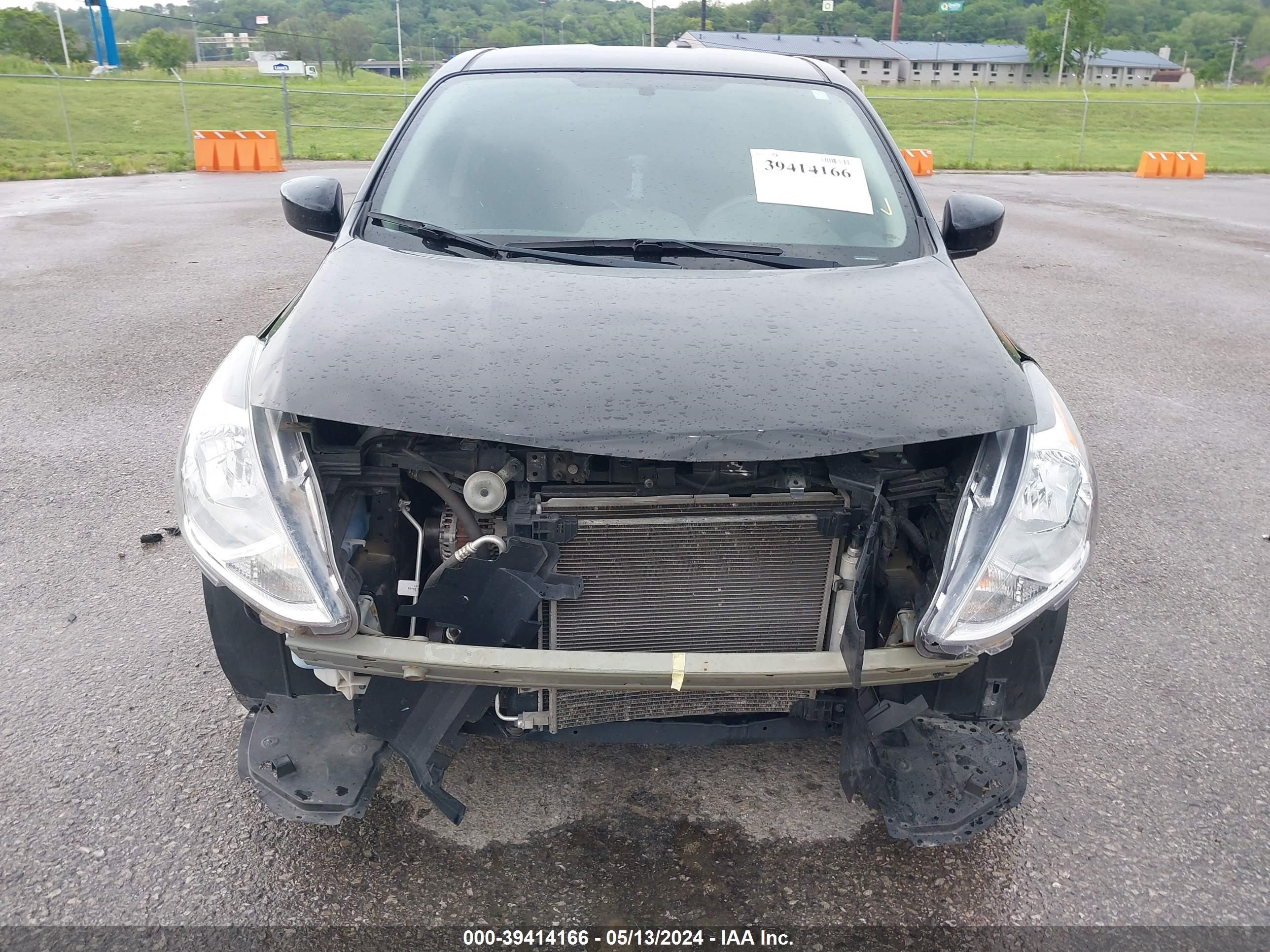 Photo 5 VIN: 3N1CN7AP7JL827102 - NISSAN VERSA 