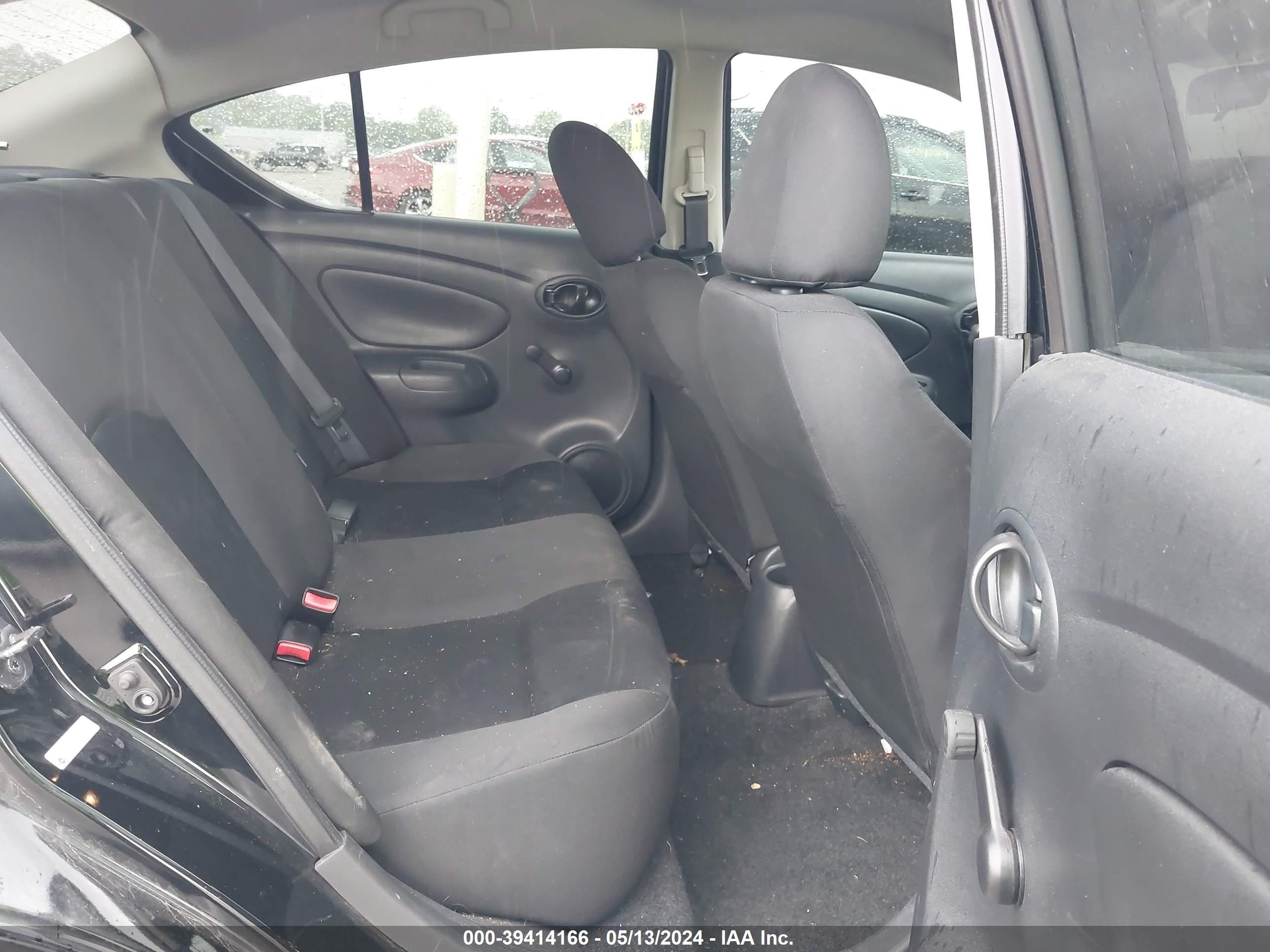 Photo 7 VIN: 3N1CN7AP7JL827102 - NISSAN VERSA 