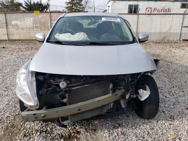 Photo 4 VIN: 3N1CN7AP7JL832008 - NISSAN VERSA S 