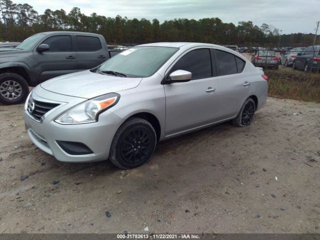 Photo 1 VIN: 3N1CN7AP7JL834132 - NISSAN VERSA SEDAN 