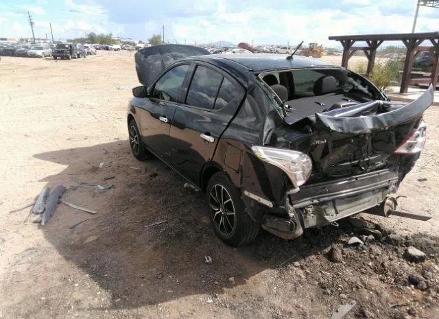 Photo 2 VIN: 3N1CN7AP7JL841680 - NISSAN VERSA SEDAN 