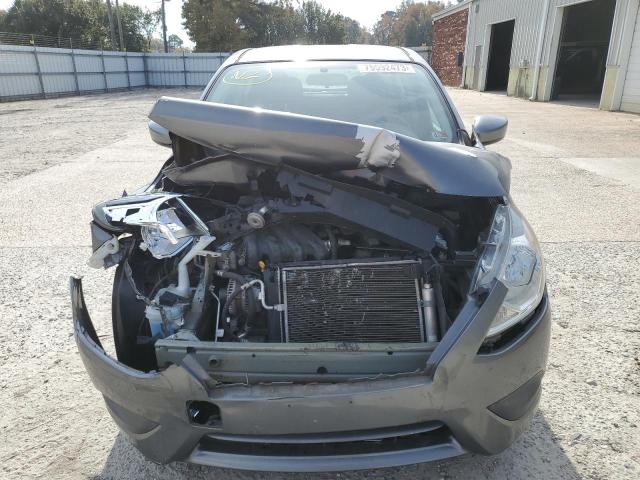 Photo 4 VIN: 3N1CN7AP7JL862173 - NISSAN VERSA 