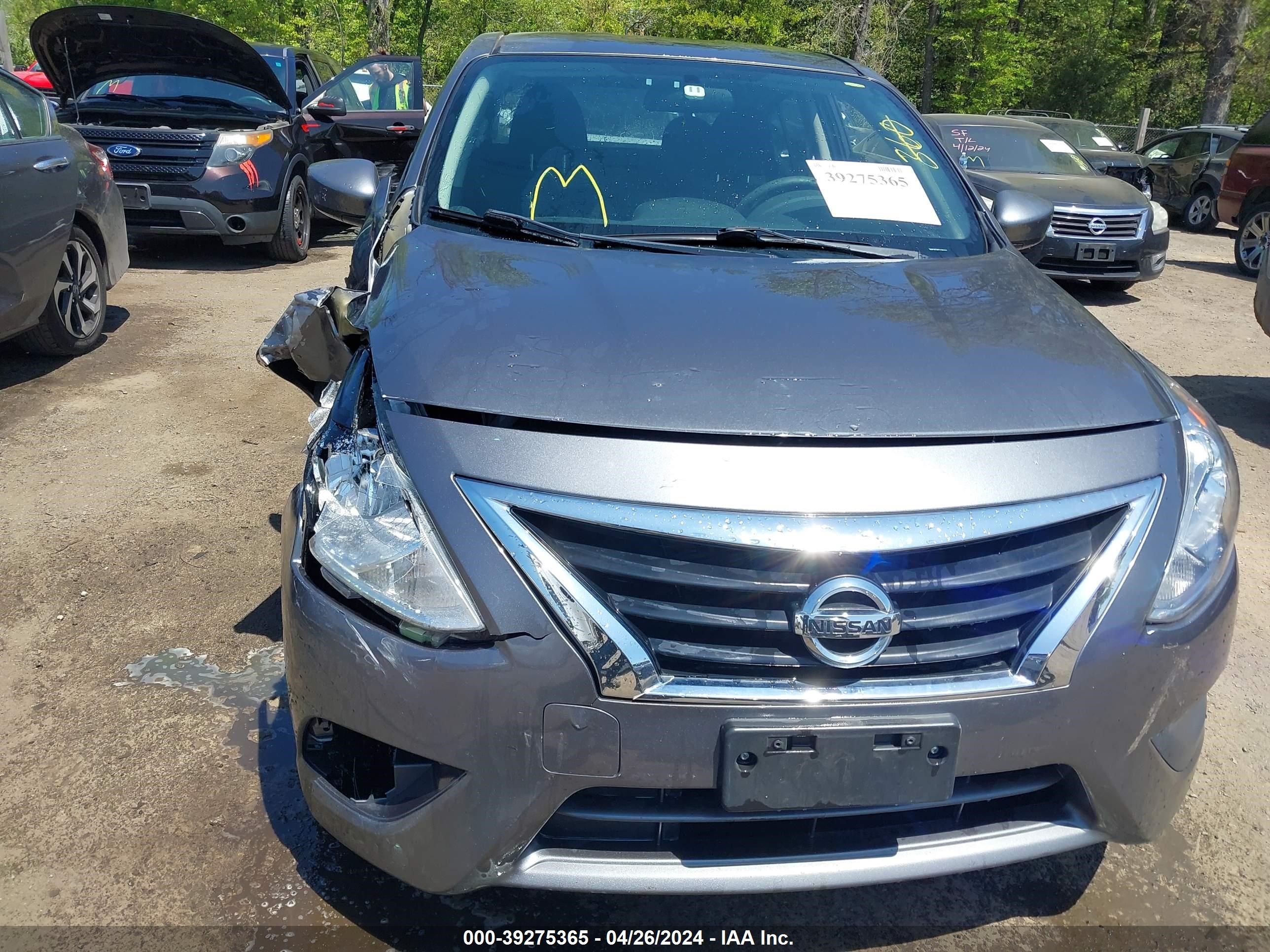 Photo 11 VIN: 3N1CN7AP7JL864215 - NISSAN VERSA 