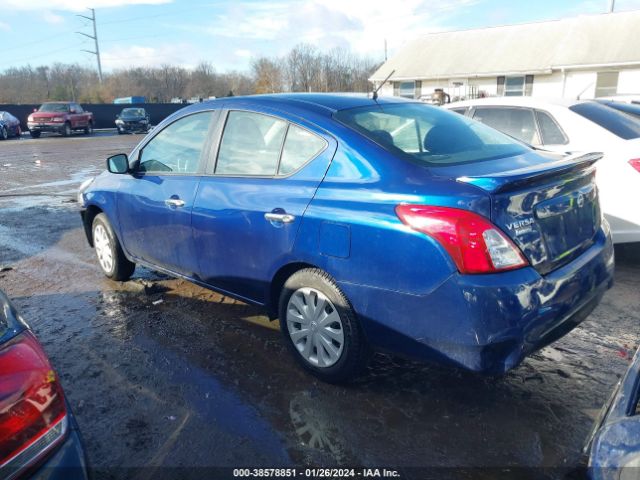 Photo 2 VIN: 3N1CN7AP7JL865753 - NISSAN VERSA 