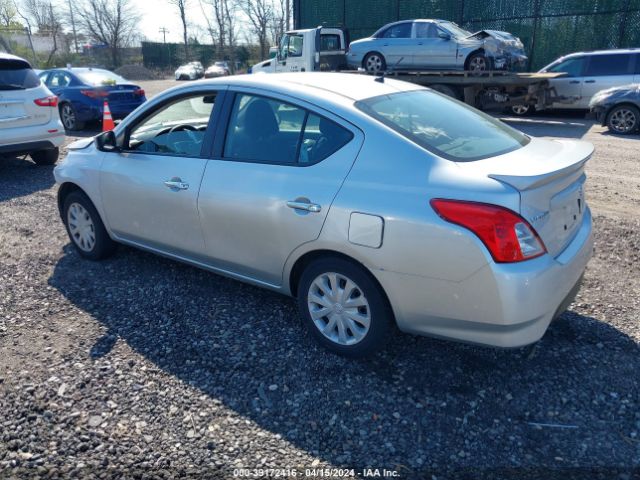 Photo 2 VIN: 3N1CN7AP7JL879619 - NISSAN VERSA 