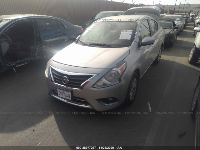 Photo 1 VIN: 3N1CN7AP7JL880141 - NISSAN VERSA SEDAN 