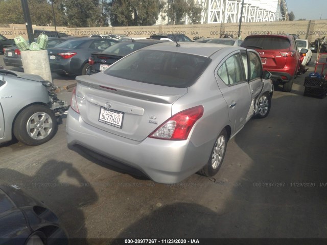 Photo 3 VIN: 3N1CN7AP7JL880141 - NISSAN VERSA SEDAN 