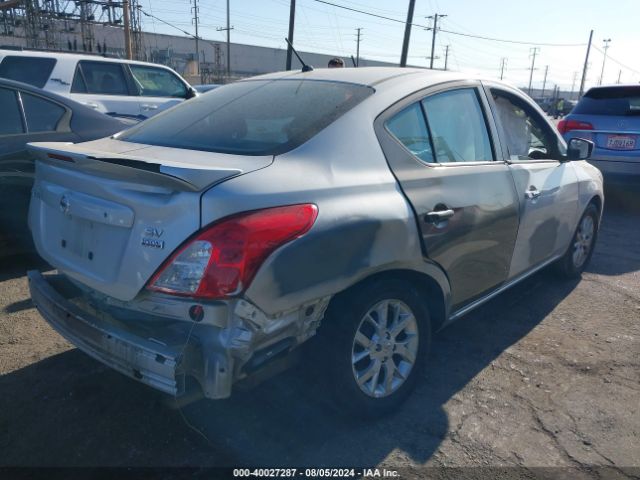 Photo 3 VIN: 3N1CN7AP7JL881385 - NISSAN VERSA 