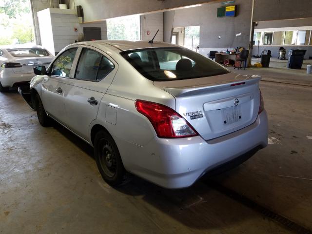 Photo 2 VIN: 3N1CN7AP7JL884769 - NISSAN VERSA 