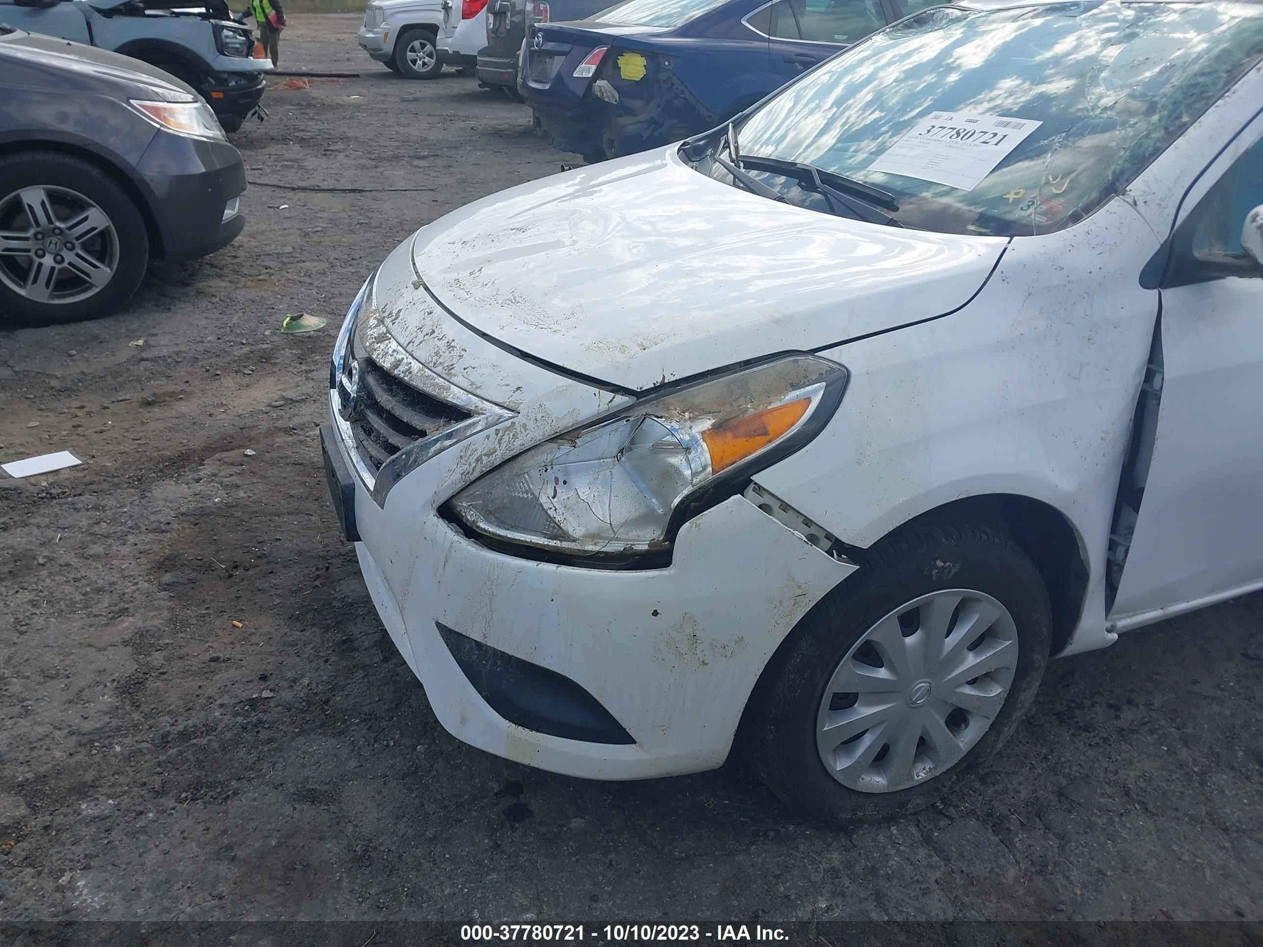 Photo 5 VIN: 3N1CN7AP7KL814027 - NISSAN VERSA 