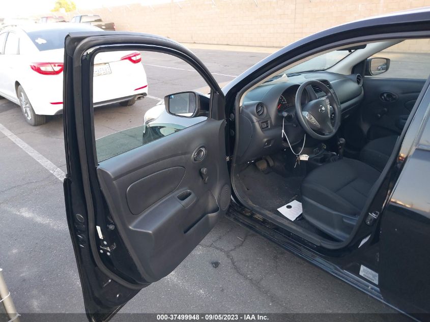 Photo 4 VIN: 3N1CN7AP7KL821334 - NISSAN VERSA 