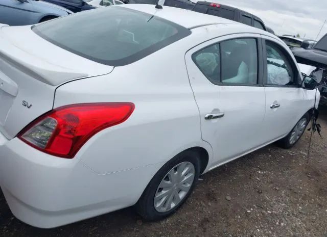 Photo 3 VIN: 3N1CN7AP7KL827392 - NISSAN VERSA 