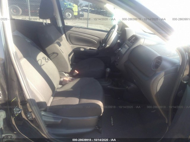 Photo 4 VIN: 3N1CN7AP7KL830793 - NISSAN VERSA SEDAN 