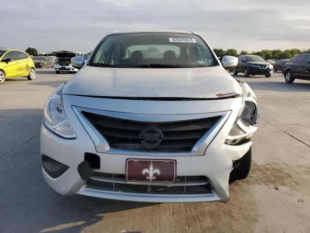 Photo 4 VIN: 3N1CN7AP7KL851319 - NISSAN VERSA 