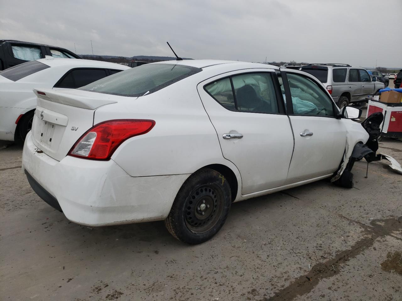 Photo 2 VIN: 3N1CN7AP7KL857539 - NISSAN VERSA 