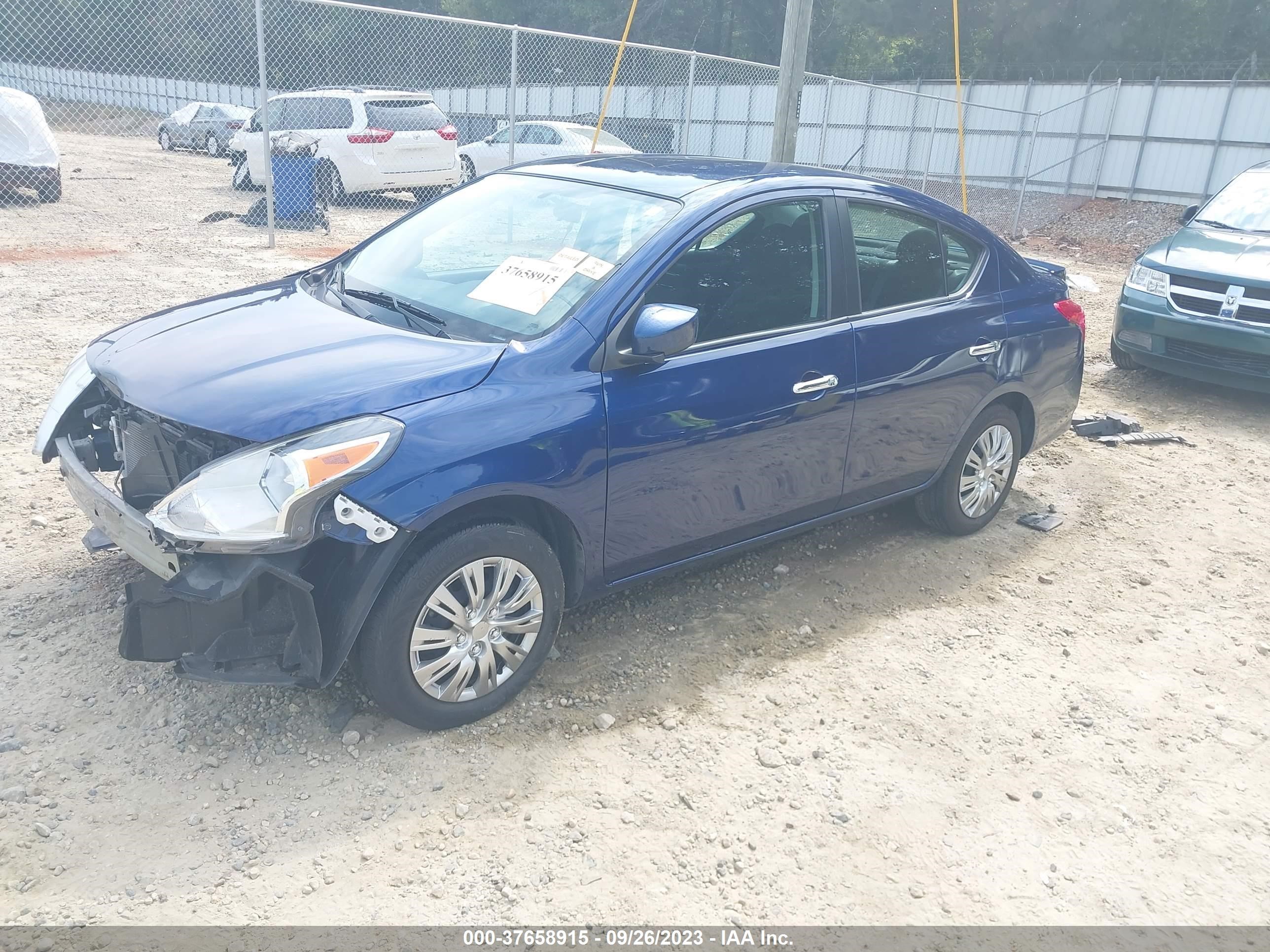 Photo 1 VIN: 3N1CN7AP7KL858741 - NISSAN VERSA 