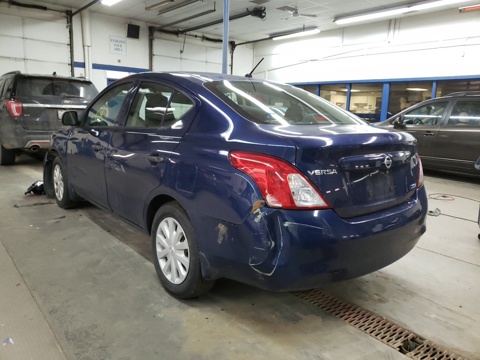 Photo 2 VIN: 3N1CN7AP8CL869460 - NISSAN VERSA S 