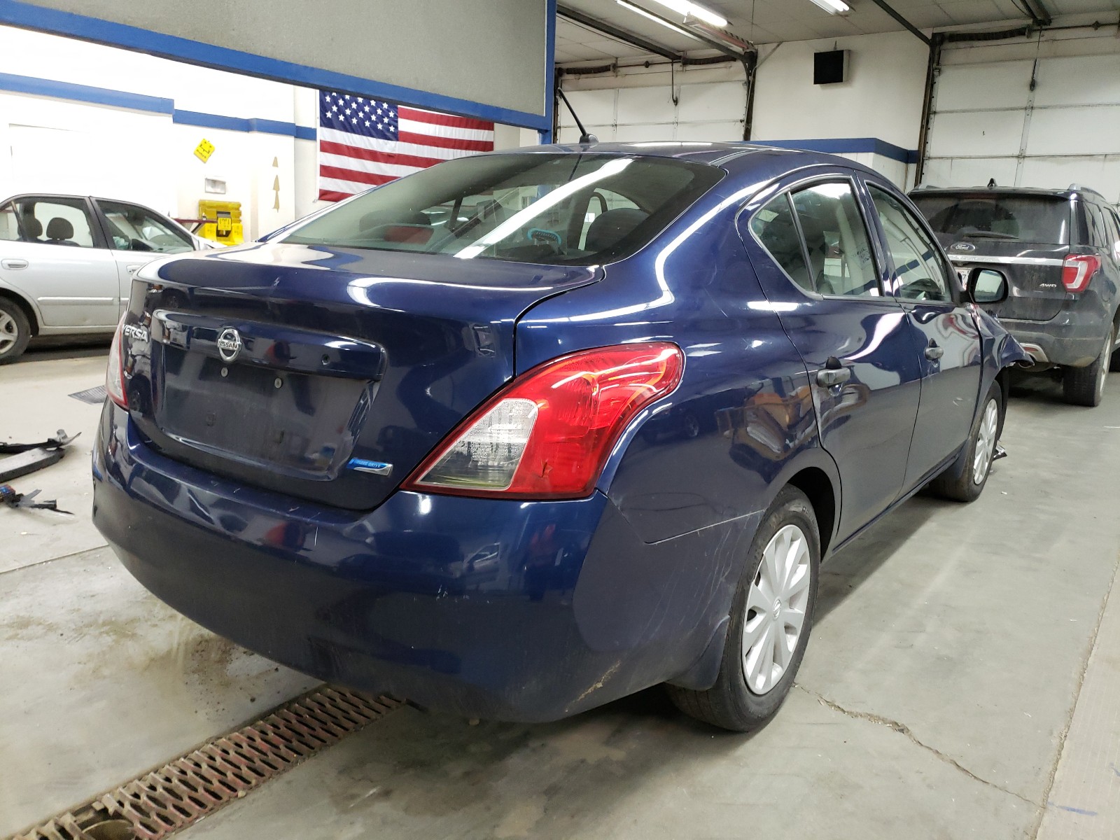 Photo 3 VIN: 3N1CN7AP8CL869460 - NISSAN VERSA S 