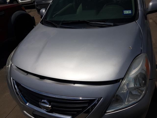 Photo 6 VIN: 3N1CN7AP8DL882985 - NISSAN VERSA S 