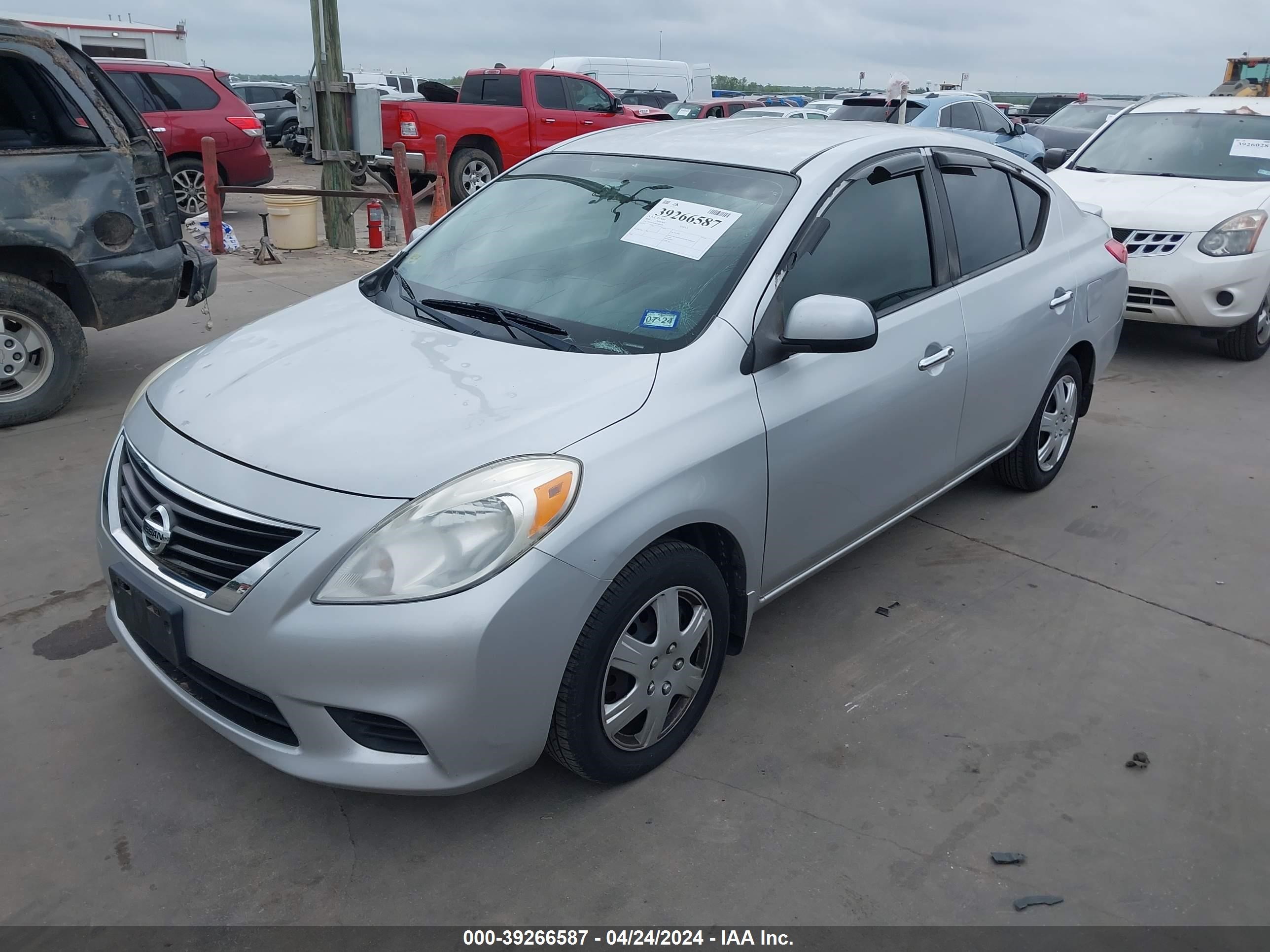 Photo 1 VIN: 3N1CN7AP8EL805888 - NISSAN VERSA 