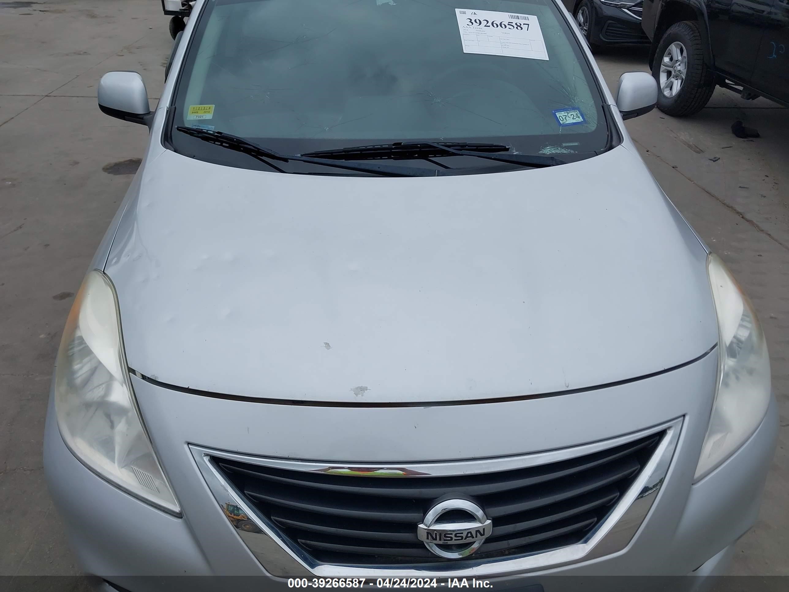 Photo 5 VIN: 3N1CN7AP8EL805888 - NISSAN VERSA 