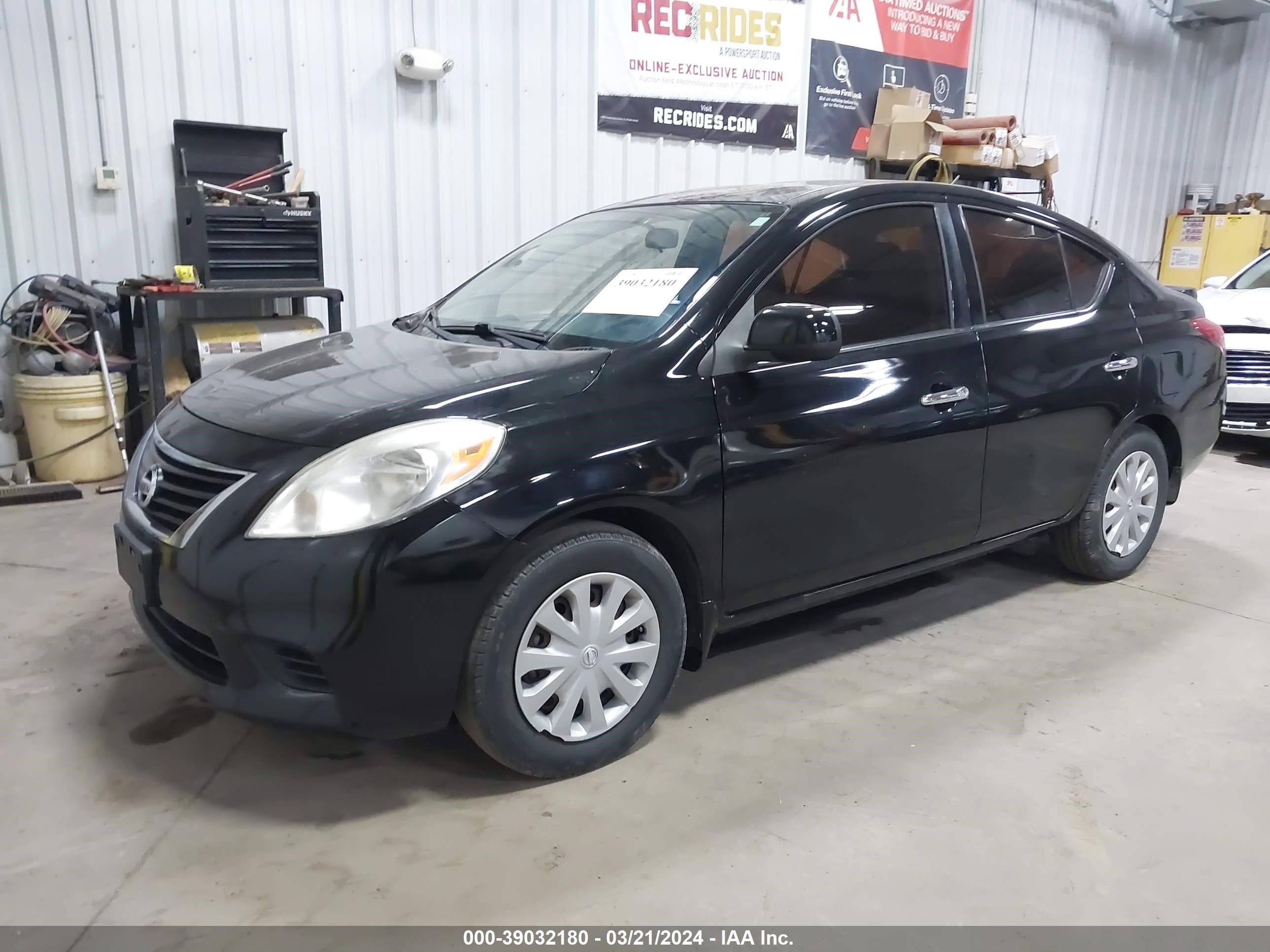 Photo 1 VIN: 3N1CN7AP8EL806183 - NISSAN VERSA 