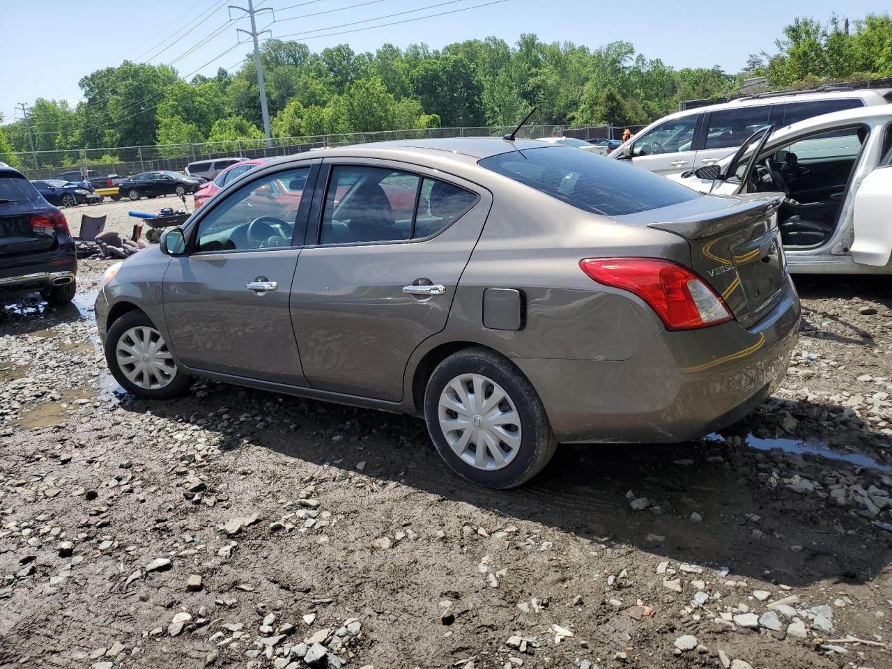 Photo 1 VIN: 3N1CN7AP8EL811335 - NISSAN VERSA 