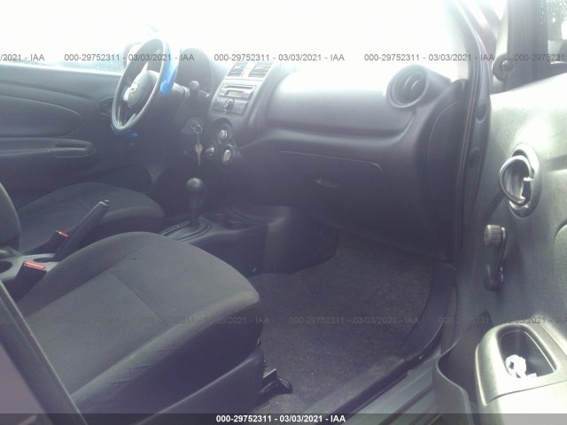 Photo 4 VIN: 3N1CN7AP8EL856579 - NISSAN VERSA 