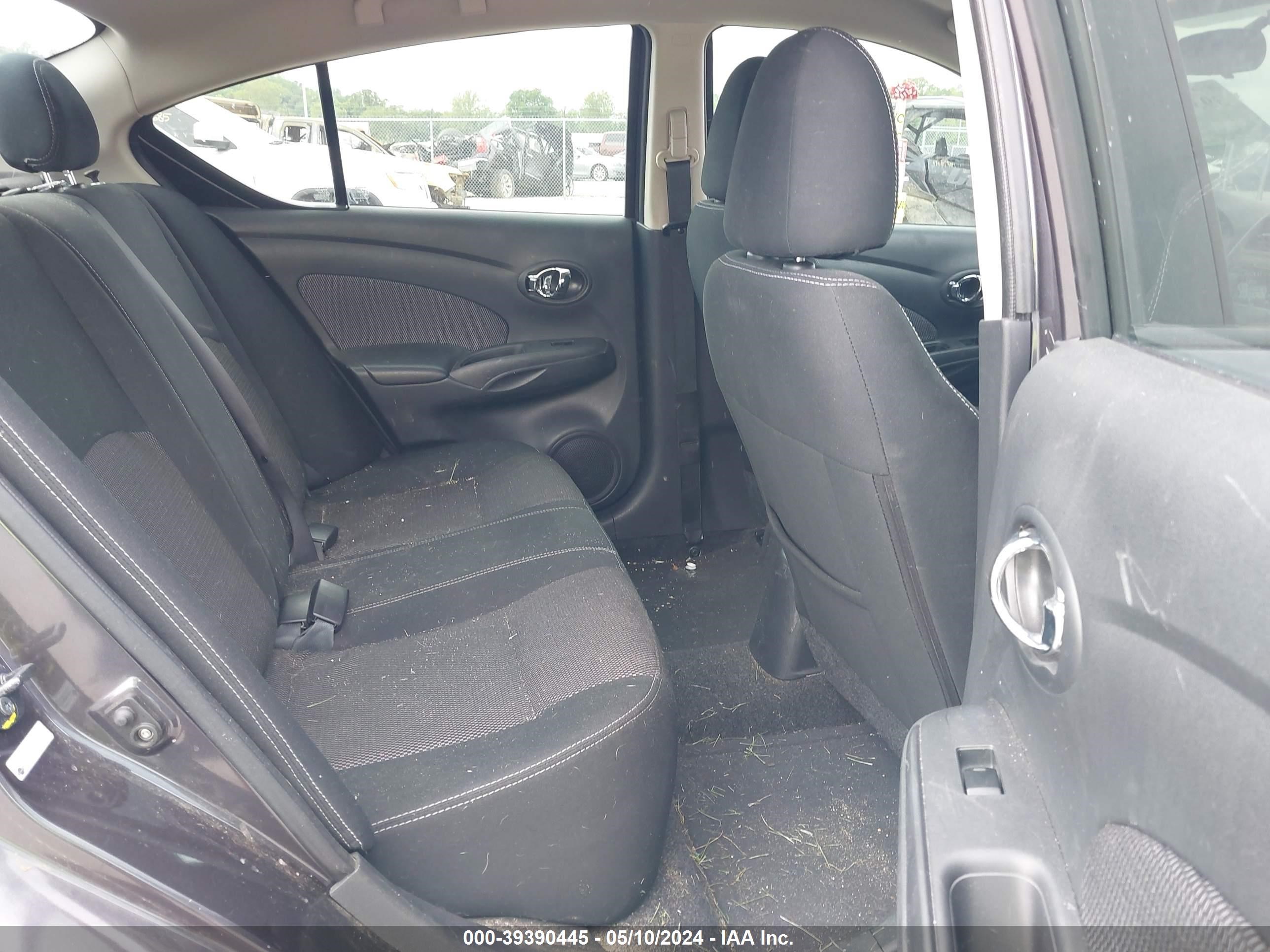 Photo 7 VIN: 3N1CN7AP8FL826385 - NISSAN VERSA 