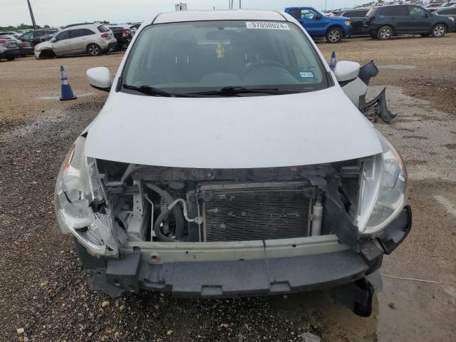 Photo 4 VIN: 3N1CN7AP8FL857409 - NISSAN VERSA 