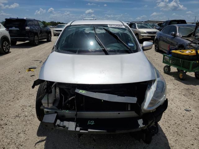 Photo 4 VIN: 3N1CN7AP8FL879085 - NISSAN VERSA 