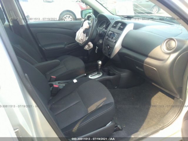 Photo 4 VIN: 3N1CN7AP8FL889535 - NISSAN VERSA 