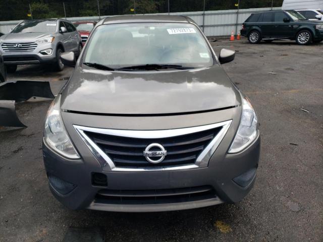 Photo 4 VIN: 3N1CN7AP8FL923909 - NISSAN VERSA 