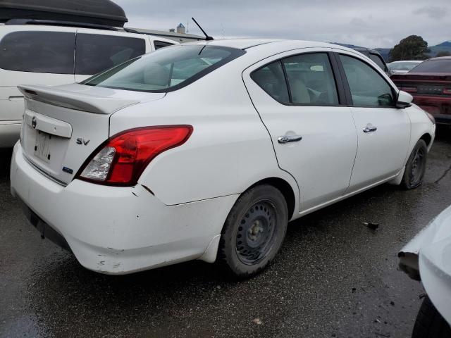 Photo 2 VIN: 3N1CN7AP8FL941875 - NISSAN VERSA S 