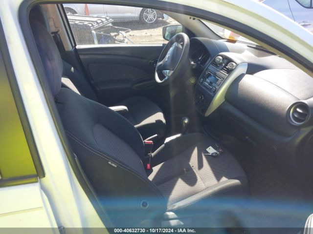 Photo 4 VIN: 3N1CN7AP8GL820328 - NISSAN VERSA 