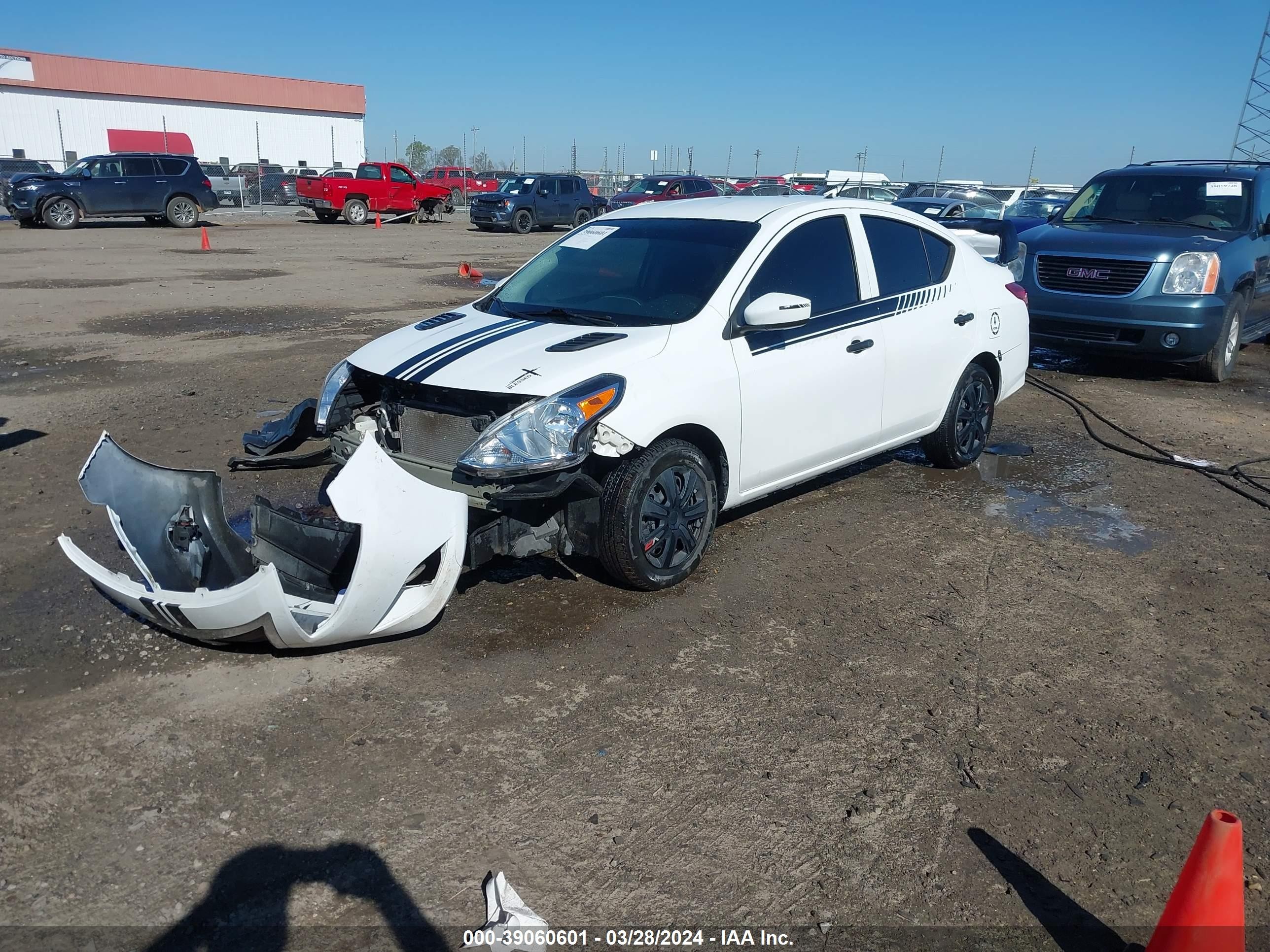 Photo 1 VIN: 3N1CN7AP8GL836853 - NISSAN VERSA 