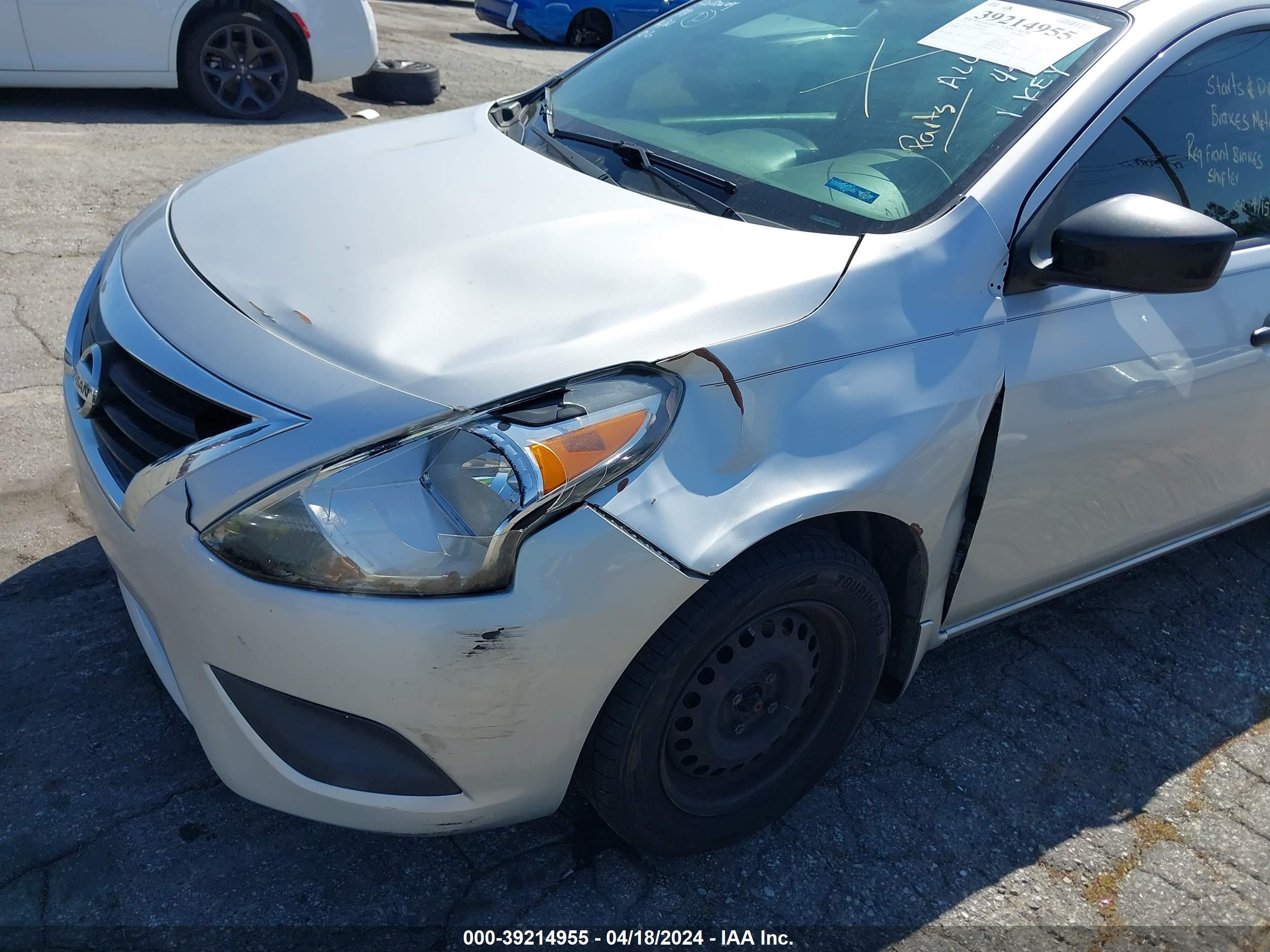 Photo 5 VIN: 3N1CN7AP8GL840918 - NISSAN VERSA 