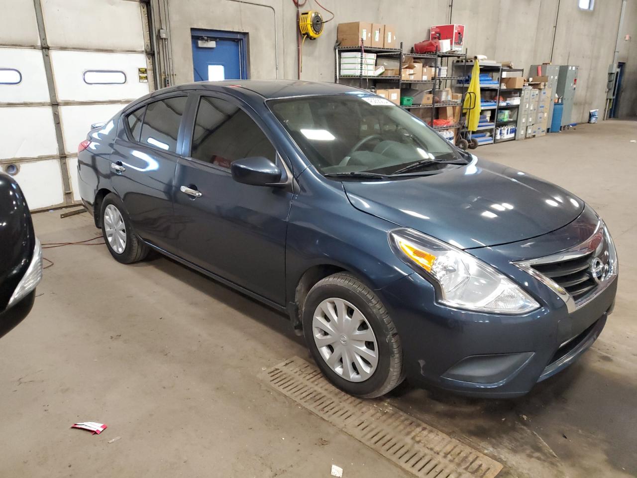 Photo 3 VIN: 3N1CN7AP8GL848257 - NISSAN VERSA 