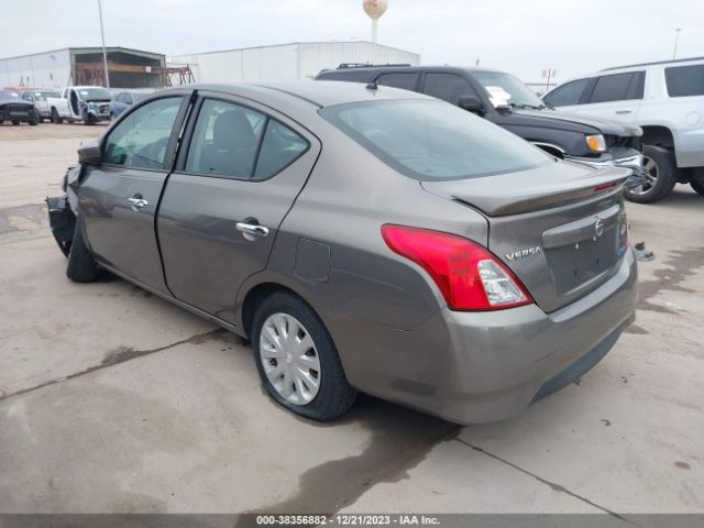 Photo 2 VIN: 3N1CN7AP8GL901037 - NISSAN VERSA 