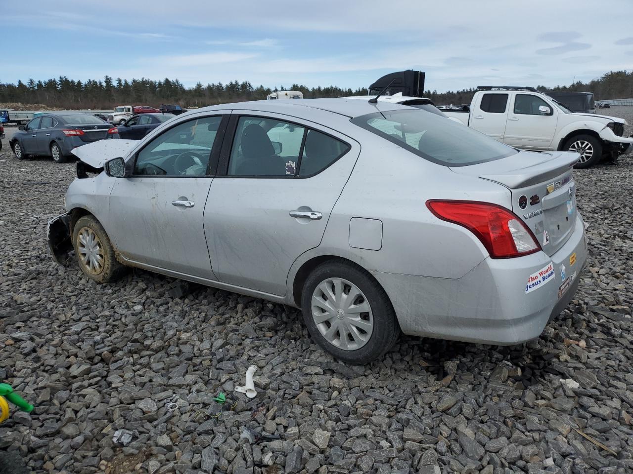 Photo 1 VIN: 3N1CN7AP8HL802526 - NISSAN VERSA 