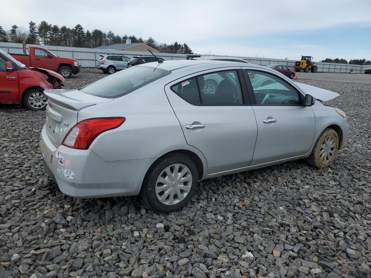 Photo 2 VIN: 3N1CN7AP8HL802526 - NISSAN VERSA 