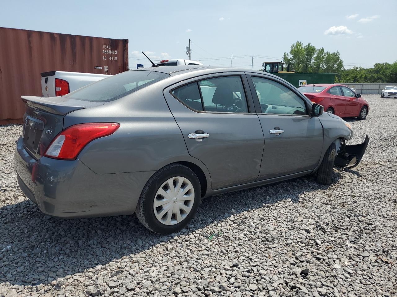 Photo 2 VIN: 3N1CN7AP8HL802932 - NISSAN VERSA 