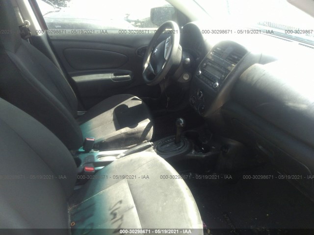 Photo 4 VIN: 3N1CN7AP8HL818175 - NISSAN VERSA SEDAN 